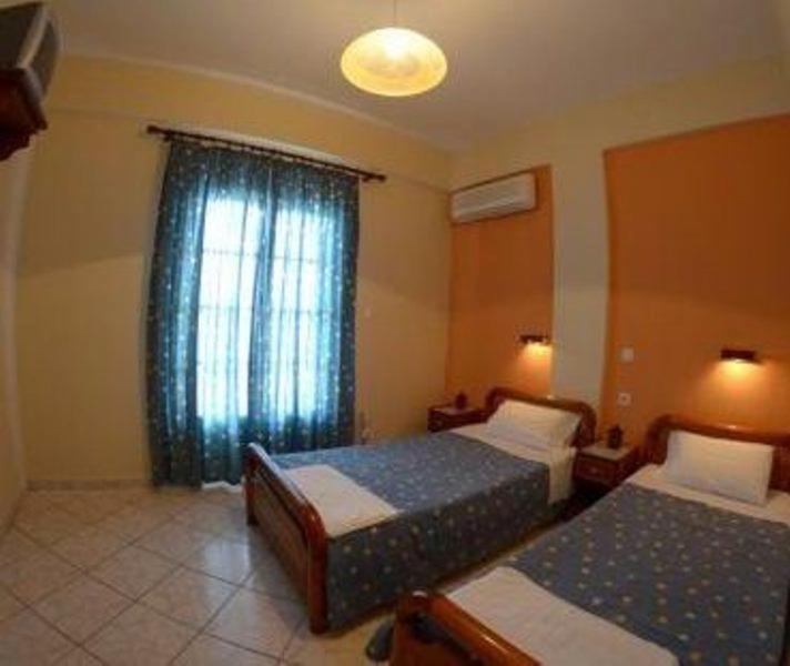 Villa Leonidas Agios Stefanos Avliotes  Værelse billede
